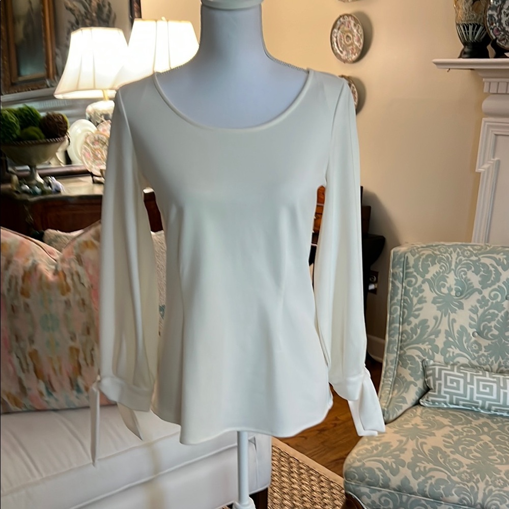 Ann Taylor Cream Top W/ Tie Cuffs Size XS